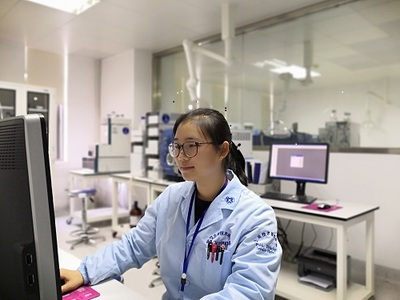 2017屆藥品生物技術(shù)專(zhuān)業(yè)優(yōu)秀畢業(yè)生 在生物技術(shù)開(kāi)發(fā)領(lǐng)域綻放光彩